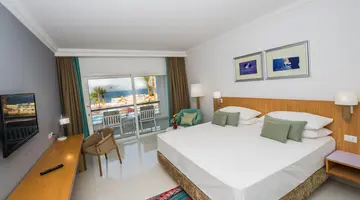 Renaissance Golden View Beach Resort