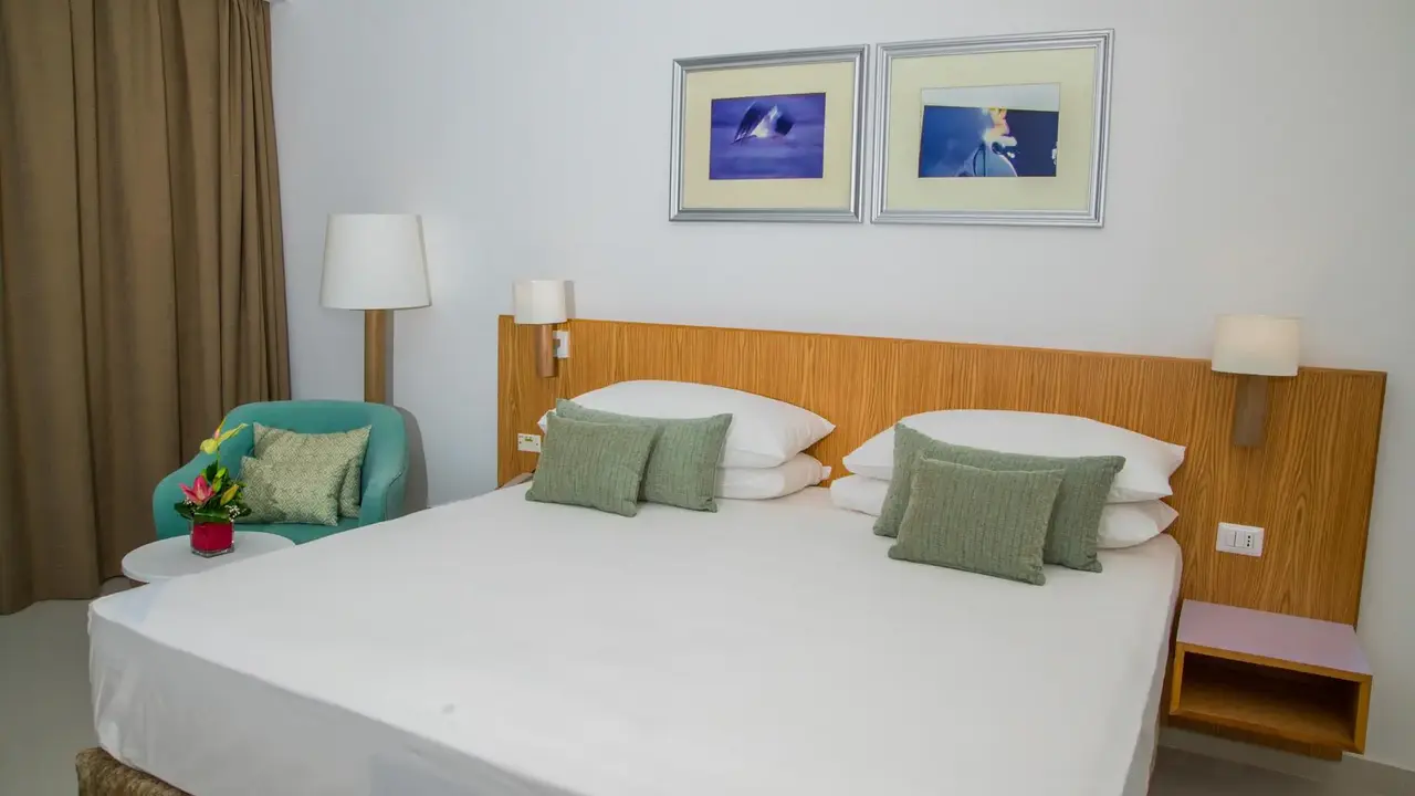 Renaissance Golden View Beach Resort