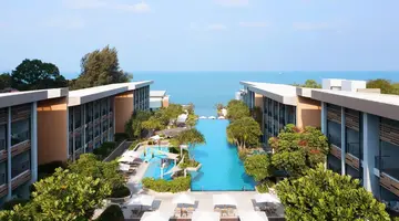 RENAISSANCE PATTAYA RESORT & SPA