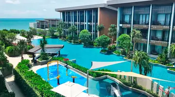 RENAISSANCE PATTAYA RESORT & SPA