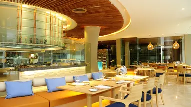 RENAISSANCE PHUKET RESORT & SPA
