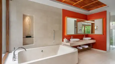 RENAISSANCE PHUKET RESORT & SPA