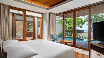 RENAISSANCE PHUKET RESORT & SPA