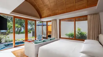 RENAISSANCE PHUKET RESORT & SPA