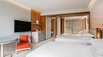 RENAISSANCE PHUKET RESORT & SPA