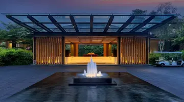 RENAISSANCE PHUKET RESORT & SPA