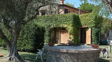 Residence Borgo Valmarina