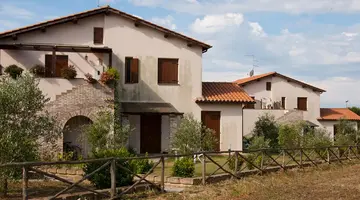 Residence Borgo Valmarina