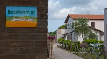 Residence Borgo Valmarina