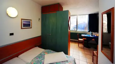 Residence Lores 2