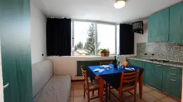Residence Lores 2
