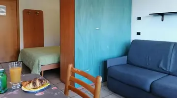 Residence Lores 2