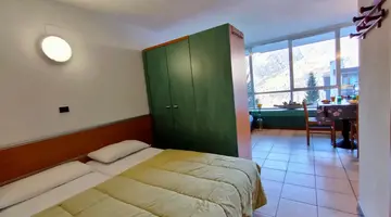 Residence Lores 2