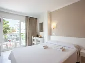 RESIDENCIA SUTIMAR HOSTAL