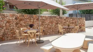 RESIDENCIA SUTIMAR HOSTAL