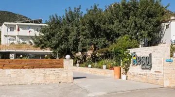 Resol Hotel