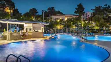 RESORT BELVEDERE APARTMENTS