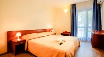 RESORT CENTINERA***