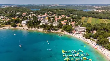 RESORT CENTINERA***