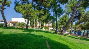 RESORT CENTINERA***