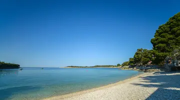 RESORT CENTINERA***