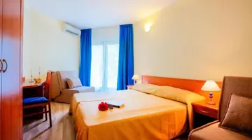 RESORT CENTINERA***