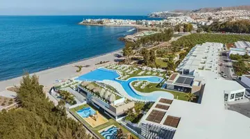 Resort Cordial Santa Agueda & Perchel Beach Club
