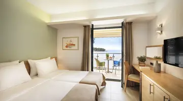 RESORT PETALON