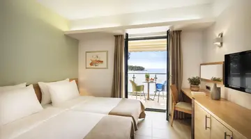 RESORT PETALON
