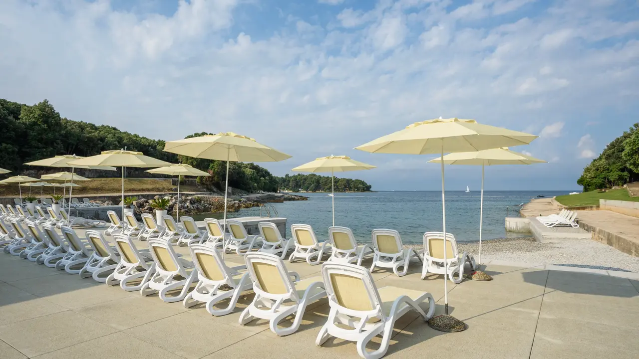 RESORT PETALON