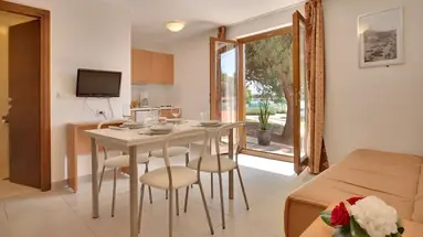 RESORT VILLAS RUBIN APARTMENTS