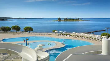 RESORT VILLAS RUBIN