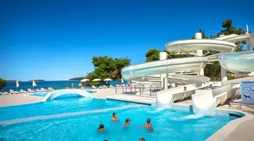 RESORT VILLAS RUBIN