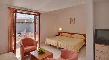 RESORT VILLAS RUBIN