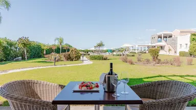 Restia Suites