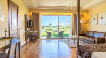 Restia Suites