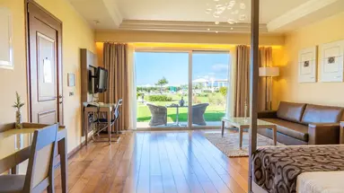 Restia Suites