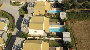 Restia Suites