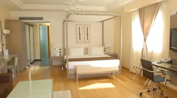 Restia Suites