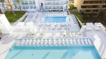 REVERENCE LIFE HOTEL (ADULTS ONLY 16+)
