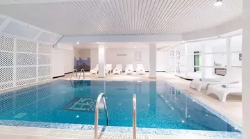 Reverence Life Hotel