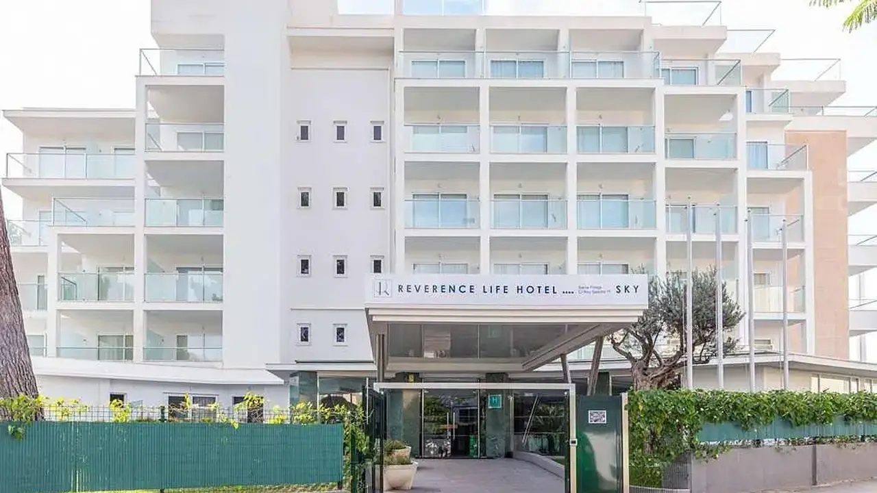 Reverence Life Hotel