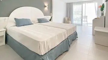 Reverence Life Hotel