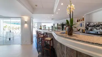 Reverence Life Hotel
