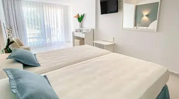 Reverence Life Hotel