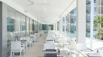 Reverence Mare Hotel