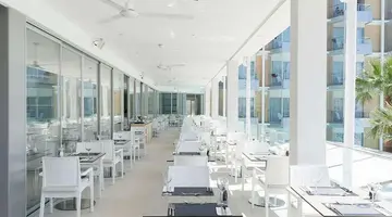 Reverence Mare Hotel