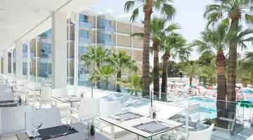 Reverence Mare Hotel