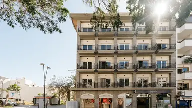 REVERON PLAZA