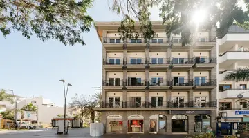 Reveron Plaza